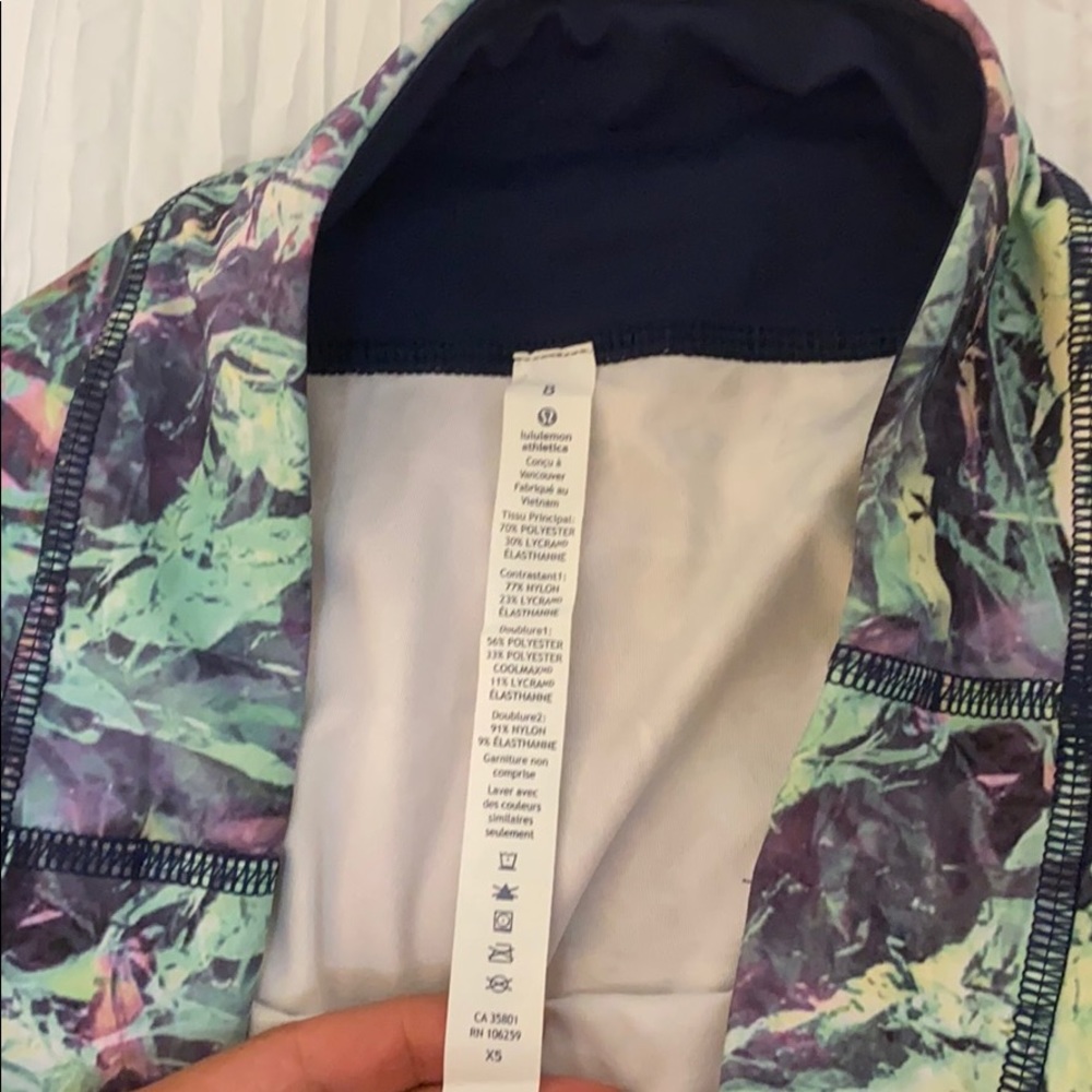 Lululemon leggings - Picture 2 of 5